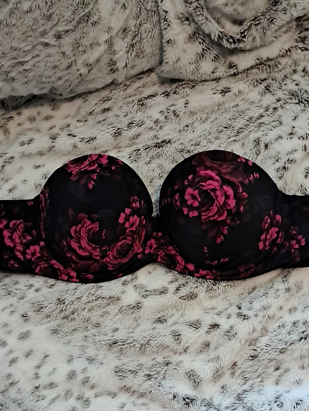 Torrid Curve Black Floral Skull Strapless Bra 40B